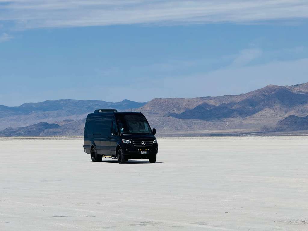 MERCEDEZ-BENZ SPRINTER 2500 14 PASSENGER Image 43